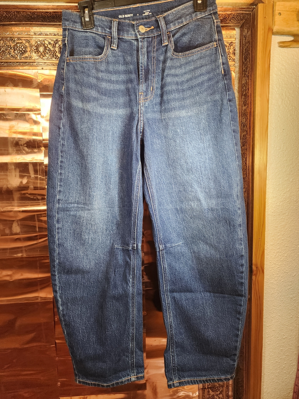 Old Navy High Rise Barrel-Leg Jeans